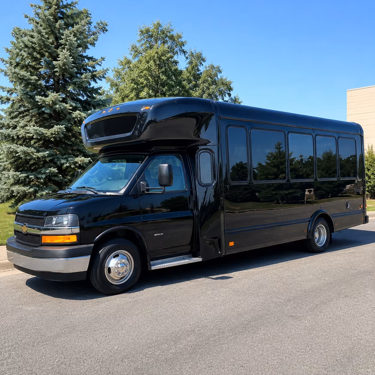 Scottsdale Birthday, Sweet 16, & Quinceañera Transportation party bus exterior