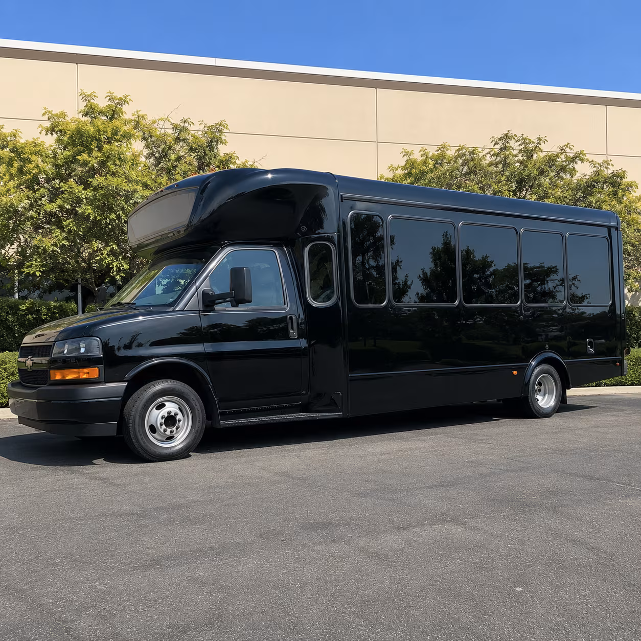 Scottsdale Prom & Homecoming Transportation party bus exterior